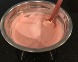 A picture of step 10 of Layered Straberry and Chocolate Mousse.