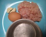 Foto langkah ke 1 dari resep Nugget ayam ekonomis (pakai blender).