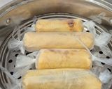 Foto langkah ke 3 dari resep Egg Chicken Roll.