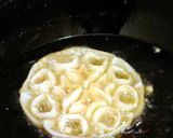 A picture of step 6 of Fried Rose Cookies.