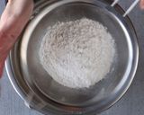 A picture of step 3 of German Butter Cookies.