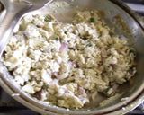 A picture of step 5 of Egg onion stir fry.