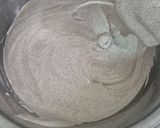 Foto langkah ke 2 dari resep Bolu Kukus Ketan Hitam Keju Lumer.
