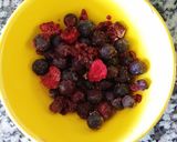 Foto del paso 4 de la receta: Budín de frutos rojos
