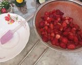 صورة لخطوة 2 من وصفة مربى فراولة 🍓🍓🍓🍓 اروع من الروعة !!!