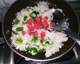 मेक्सिकन राइस (Mexican Rice recipe in marathi) रेसिपी स्टेप 3 फोटो 
