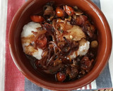 Foto del paso 4 de la receta: Bacalao con cebolla y tomatitos