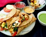 पनीर काठी रोल (Paneer kathi roll recipe in Hindi) रेसिपी चरण 14 फोटो
