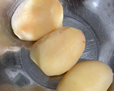Foto del paso 2 de la receta: Tortitas de bacalao desmigado congelado ❄️ al horno