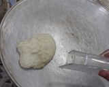 صورة لخطوة 6 من وصفة خبز رقاق بالبيض 😋 بالخطووات🙋‍♀️