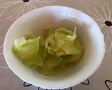 Ecetes, tejfölös cukkini saláta recept fázis 3 fotója