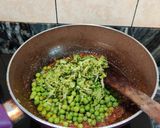 A picture of step 6 of Broccoli peas curry.