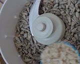 Foto del paso 1 de la receta: Rawmesan o "queso" rallado vegetal 🌻 vegano