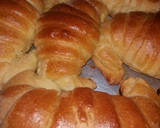 Foto del paso 4 de la receta: Medialunas dulce de manteca (Mv)