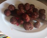 A picture of step 4 of Spaghetti with meatballs#author Marathon.