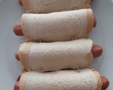 Foto del paso 3 de la receta: Rollos de salchicha empanado