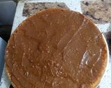 Foto del paso 4 de la receta: Torta postre de merenguitos con dulce de leche y chantilly 🍰