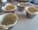 Foto del paso 2 de la receta: Tartaletes de truita de pèsols en tempura amb salsa d'ou oriental emulsionada amb toppings de ceba cruixent i alga