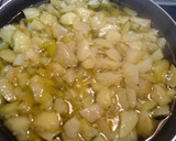 Foto del paso 5 de la receta: Tortilla de patatas con cebolla