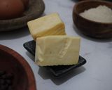 Foto langkah ke 1 dari resep Banana Muffin dengan Yoghurt (Tanpa Mixer).
