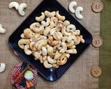 A picture of step 3 of Roasted cashews within 5 minute.