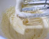 Foto langkah ke 2 dari resep Cream cheese pound cake ekonomis.