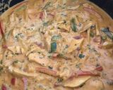 Tejszínes-sajtos-csirkés tagliatelle recept fázis 5 fotója