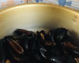 Foto del paso 2 de la receta: Choros (mejillones) al vino Blanco!