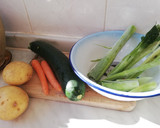 Foto del paso 1 de la receta: Puré con verduras 🥗