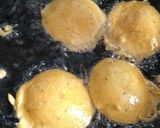 A picture of step 7 of Potato Fritters Pakoda.