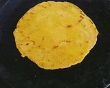 A picture of step 5 of مکئی کی روٹی 🫓🫓.