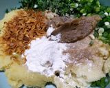Foto langkah ke 3 dari resep Perkedel Kentang Singkong.