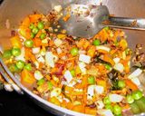 A picture of step 2 of Masala Sooji Upma.