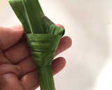 Foto langkah ke 4 dari resep Thai Pandan Chicken (Ayam Goreng Pandan ala Thai).
