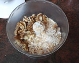 Foto del paso 1 de la receta: Trufas de turrón, nueces y queso Philadelphia