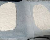 Foto del paso 3 de la receta: Coca de forner con piñones (sin gluten)