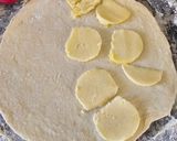 Foto del paso 5 de la receta: Salsitas con pan pita de muzzarella para tu previa del asado!