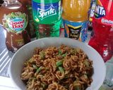 Foto langkah ke 3 dari resep Mi goreng ala dyah😊.