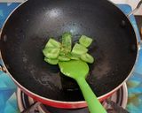 A picture of step 6 of Nawabi Chicken Kalimirch.