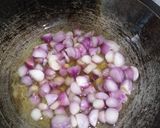 Foto langkah ke 2 dari resep Tumisan Brambang (bawang merah).