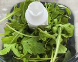 Une image de l'étape 2 de Effiloché de cabillaud à la crème de roquette.