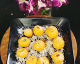 A picture of step 6 of Besan ke laddu.