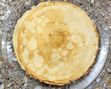 Foto del paso 6 de la receta: 🫔Panqueques rellenos de manzana, pasas y crema, bañados con salsa de chocolate🫔 Canelones dulces