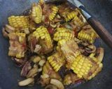 Foto langkah ke 6 dari resep Cumi Jagung Saus Padang.