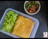 รูปขั้นตอนการทำที่ 4 ของ ข้าวกะเพราหมูสับห่อไข่ (เมนูอาหารเด็ก)