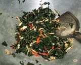 Foto langkah ke 5 dari resep Oseng daun Pepaya Jepang.