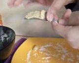 Foto langkah ke 2 dari resep 53. Kue Bawang Garpu Renyah.