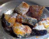 A picture of step 2 of Fried fish.