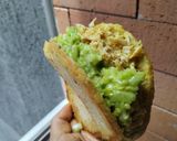 Foto del paso 13 de la receta: Arepa rellena de pollo con salsa de manzana, zanahoria, cebolla y crema...🫓🥙🥯