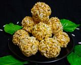 A picture of step 3 of Puffed Rice & Sesame Seeds Ladoo.